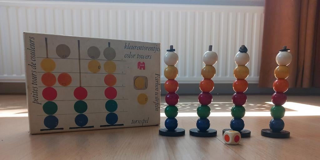 Vintage Kleurentorentjes spel kleuren stapelen kleurenspel, Hobby en Vrije tijd, Vijf spelers of meer, Ophalen of Verzenden, Gebruikt