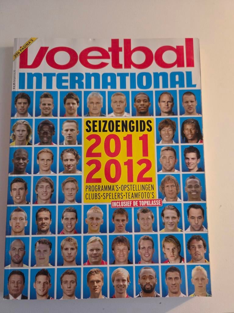 Voetbal International Seizoengids 2011/2012, Verzamelen, Sportartikelen en Voetbal, Ophalen of Verzenden