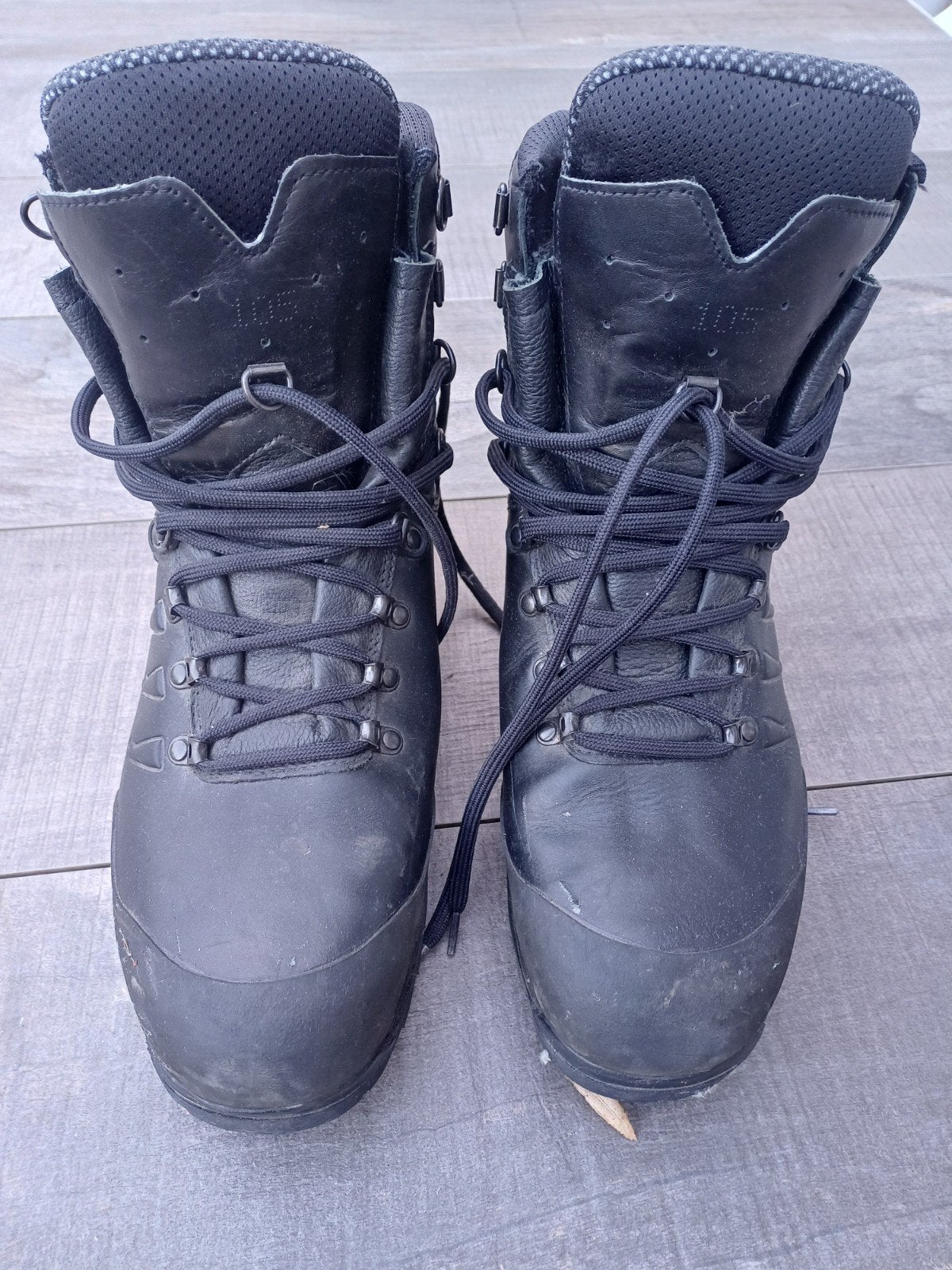 Meindl legerschoenen mt 45, Ophalen, Zwart, Zo goed als nieuw, Wandelschoenen of Bergschoenen