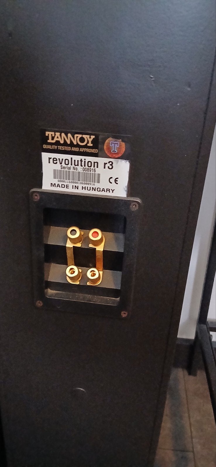 tannoy revolution r3