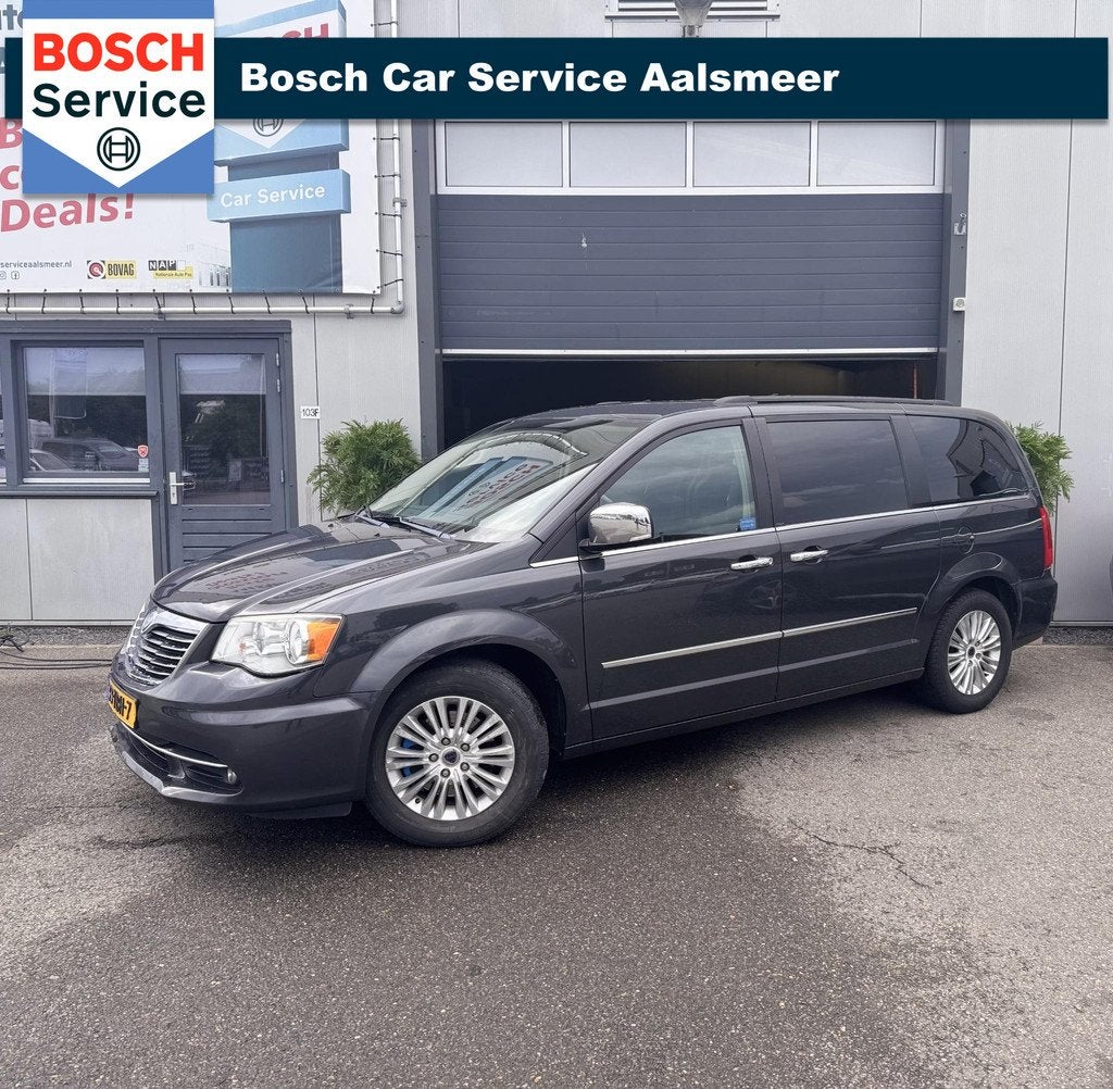 Lancia Voyager 2.8 Multijet Gold / Navi / Airco / Camera / N, Auto's, Lancia, Euro 5, 450 kg, Gebruikt, 4 cilinders