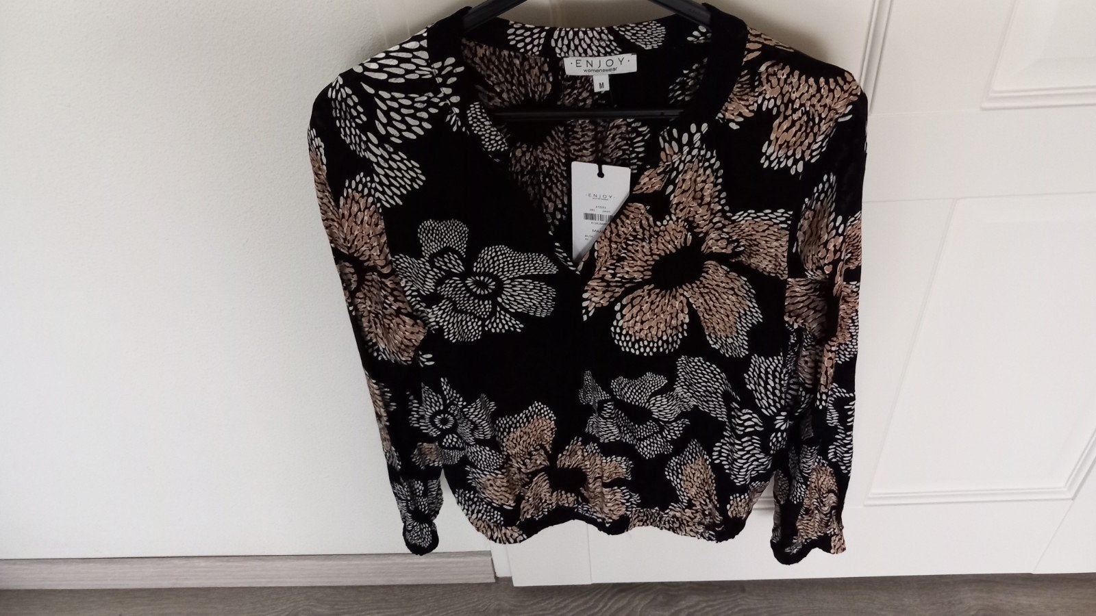 PRACHTIGE ZWART/OFF WHITE/GOUD KLEURIGE *ENJOY*BLOUSE NIEUW, Maat 38/40 (M), ENJOY., Zwart, Nieuw
