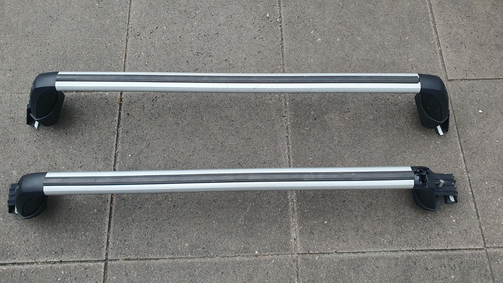 Originele dakdragers Toyota Prius 3 (2009-2016), Ophalen