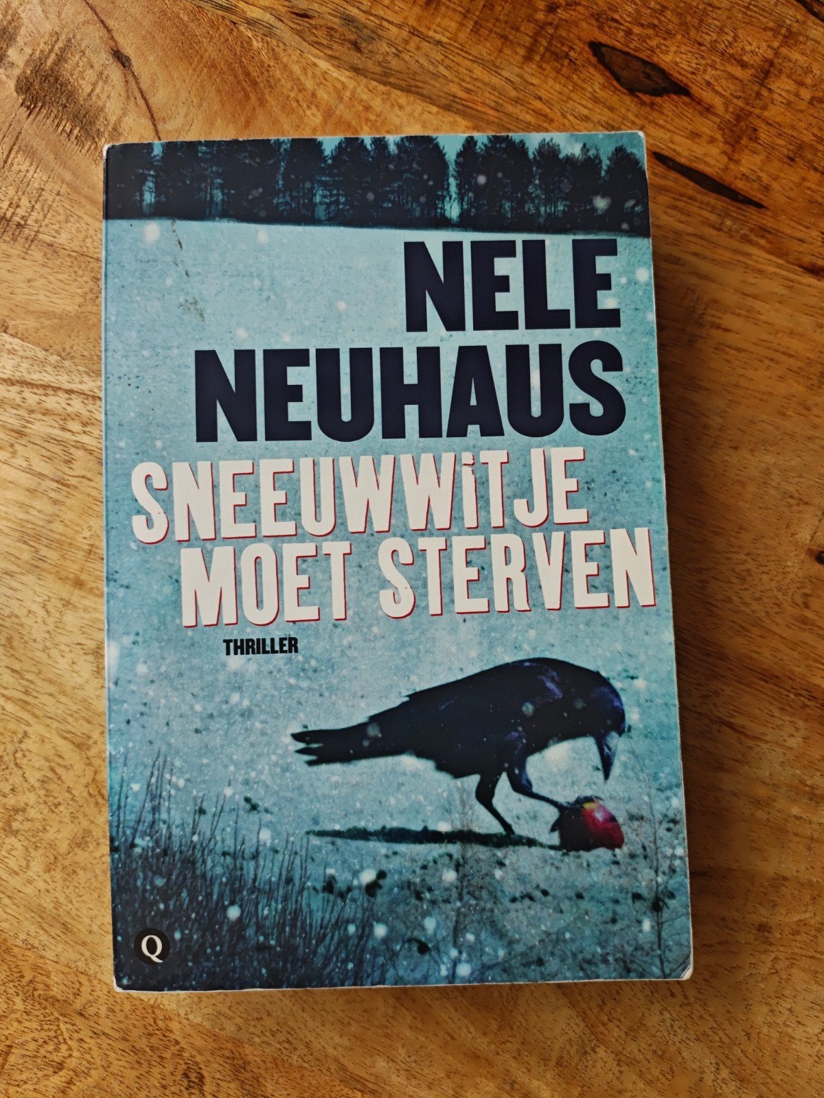 Nele Neuhaus - Sneeuwwitje moet sterven (Thriller), Ophalen of Verzenden, Gelezen, Nele Neuhaus, Europa overig