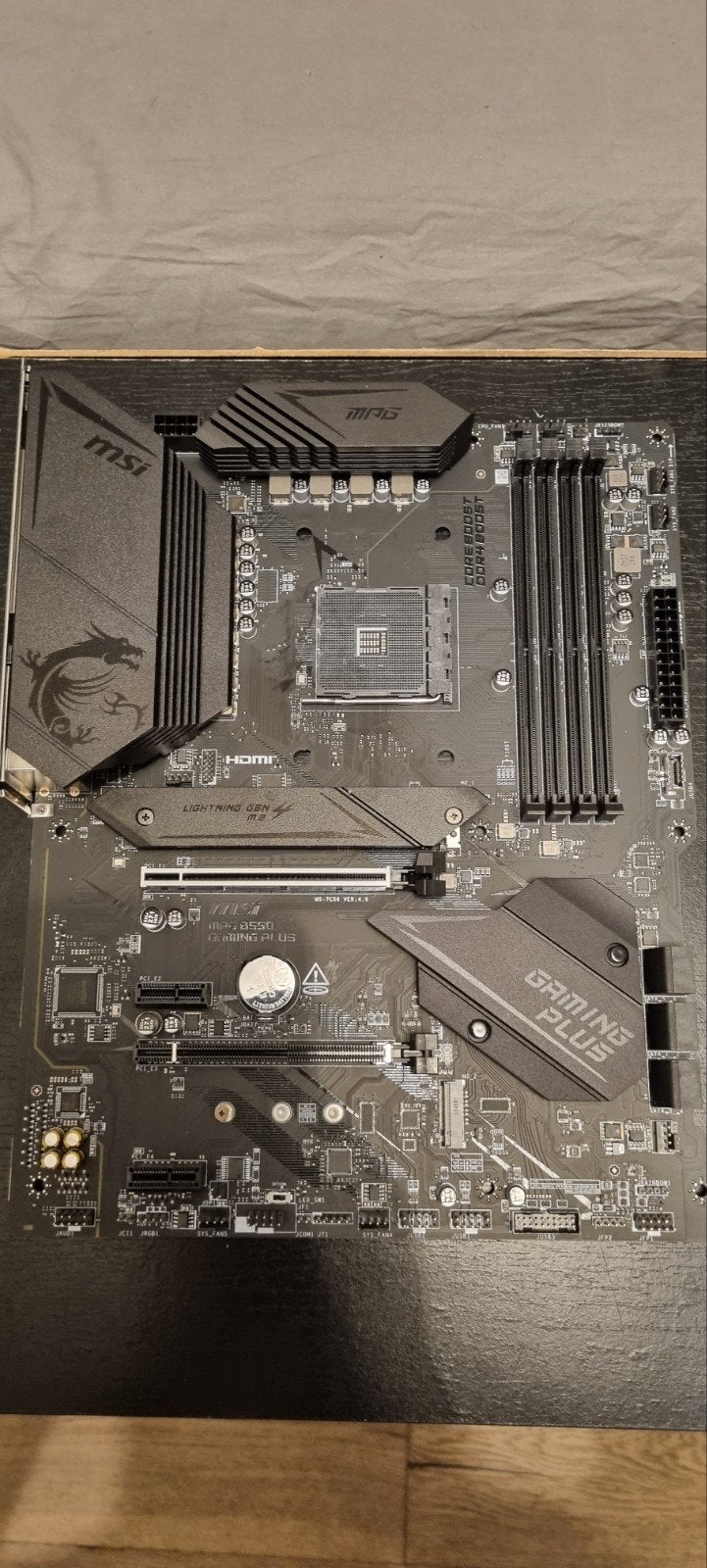 MSI MPG B550 Gaming Plus AM4 Motherboard, Computers en Software, Moederborden, Gebruikt, DDR4, Ophalen of Verzenden, Socket AM4