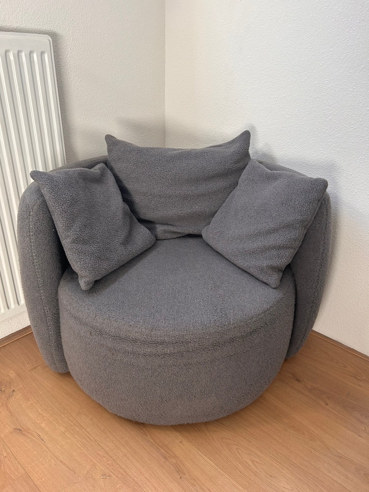 Lounge stoel. Ophalen Hillegom, Ophalen, Gebruikt, Grijs, Zitzakstoel