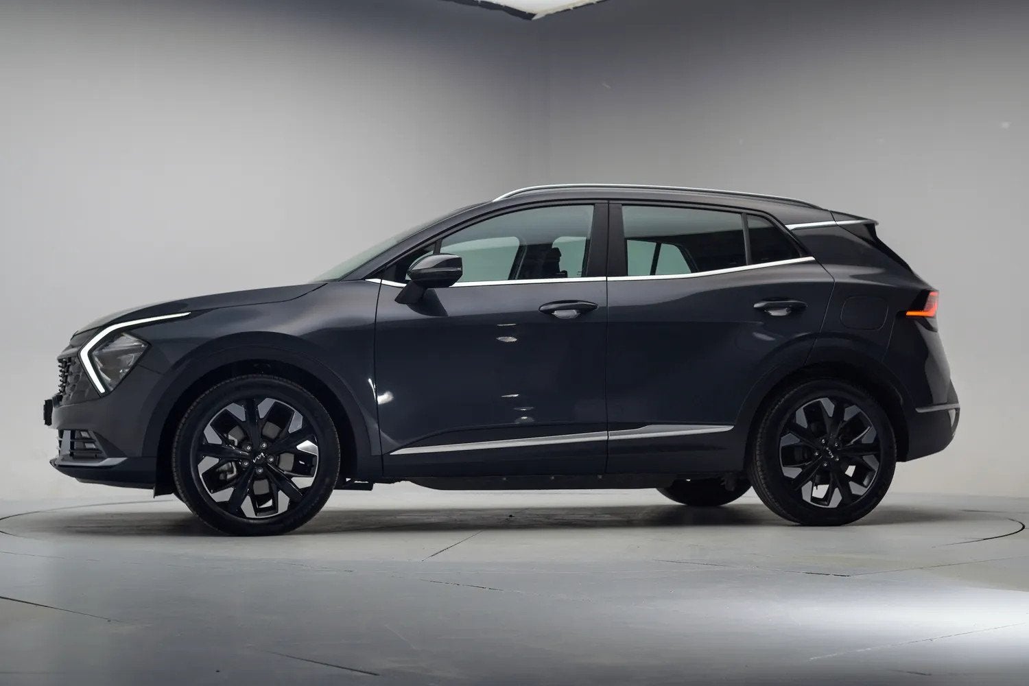 Kia Sportage 1.6 GDi PHEV AWD 265pk DynamicLine Aut. [ LED A, Auto's, Automaat, 1350 kg, Gebruikt, 4 cilinders