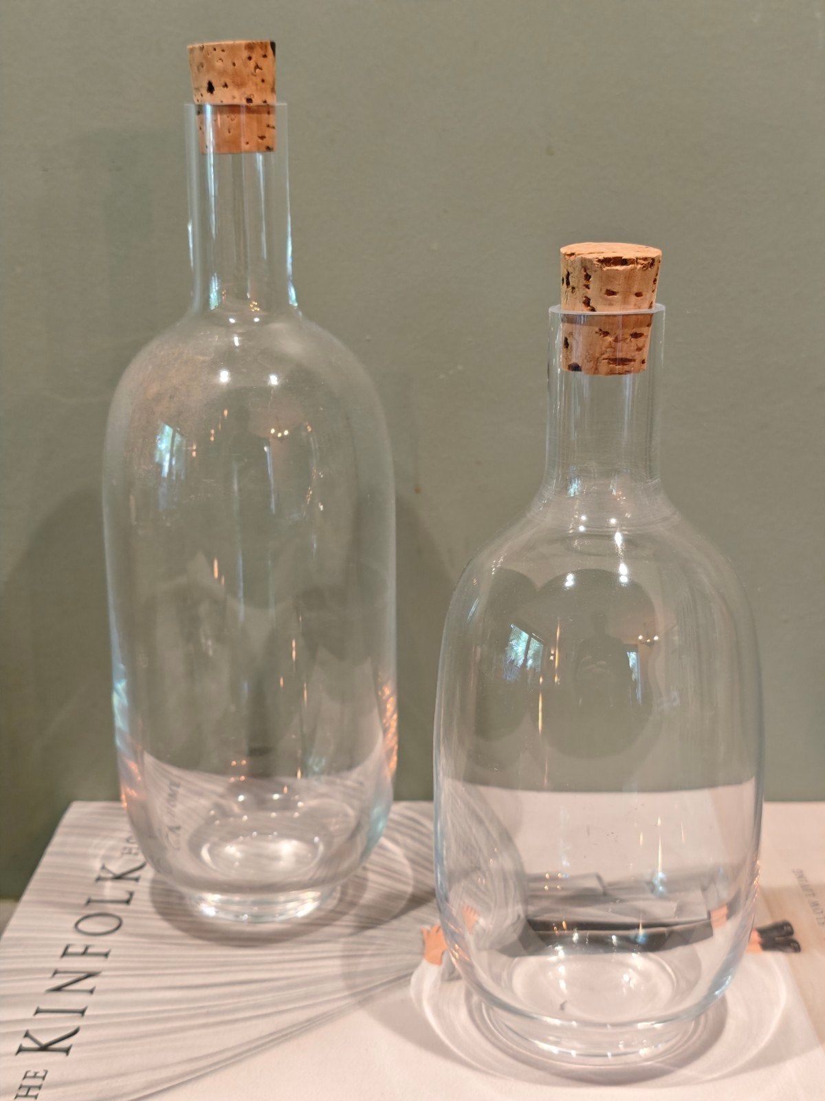 Sinnerlig karaf/flessen set van Ilse Crawford voor Ikea, Ophalen of Verzenden, Gebruikt, Glas, Japandi