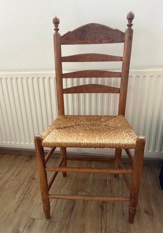 Vintage houten stoel met rieten zitting, Ophalen