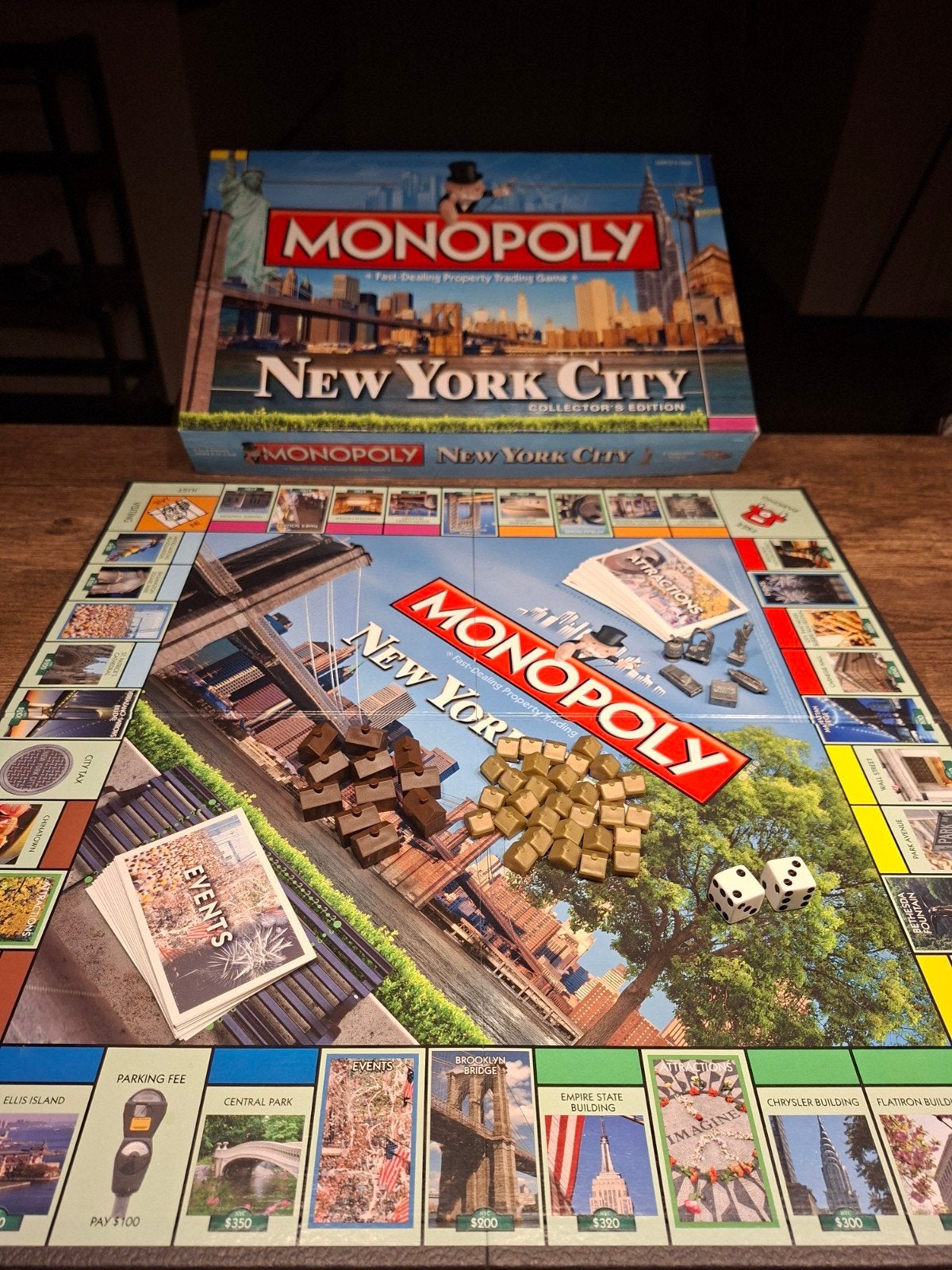 Monopoly NYC Collector's Edition – Origineel uit NYC!, Hobby en Vrije tijd, Gezelschapsspellen | Bordspellen, Vijf spelers of meer