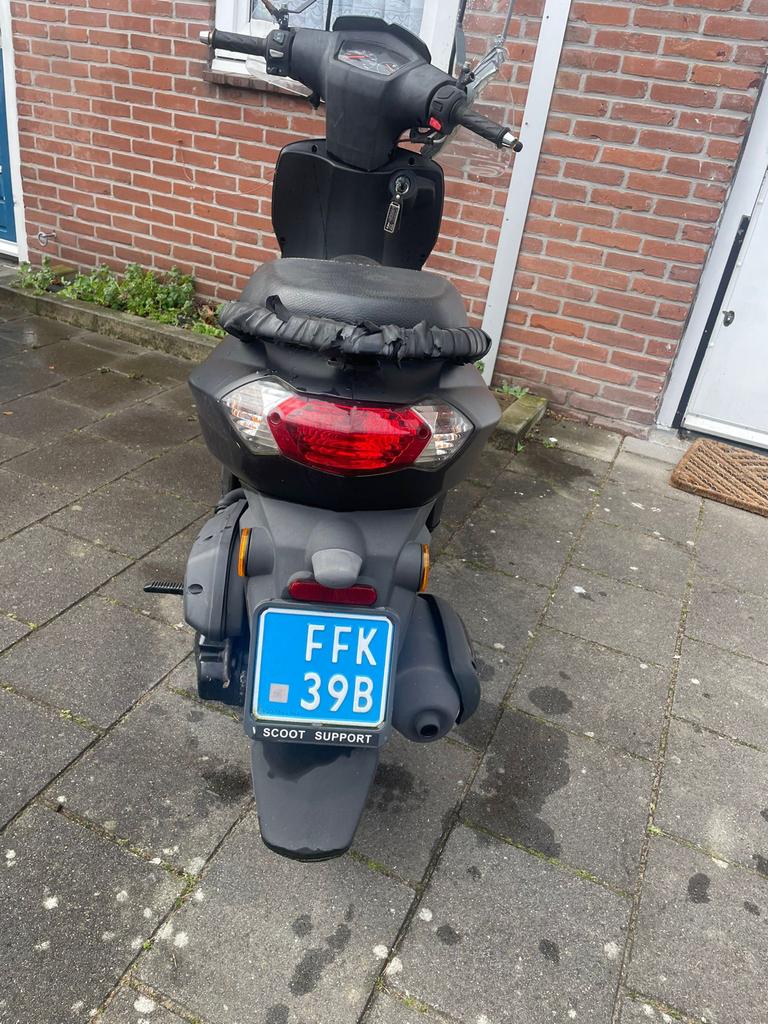 Peugeot Vivacity Scooter - Zwart, Gebruikt, Ophalen, Gebruikt, Maximaal 45 km/u, Benzine