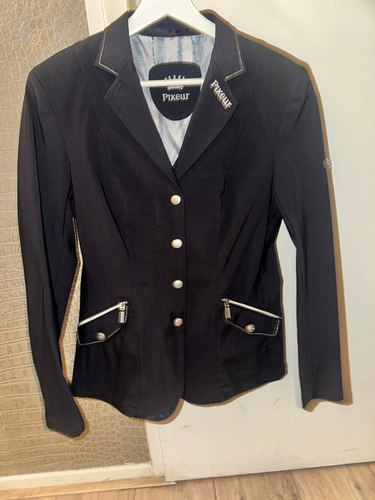 Pikeur wedstrijdjasje maat 40, Dieren en Toebehoren, Paardrijkleding, Dressuur, Ophalen of Verzenden, Zo goed als nieuw, Dames
