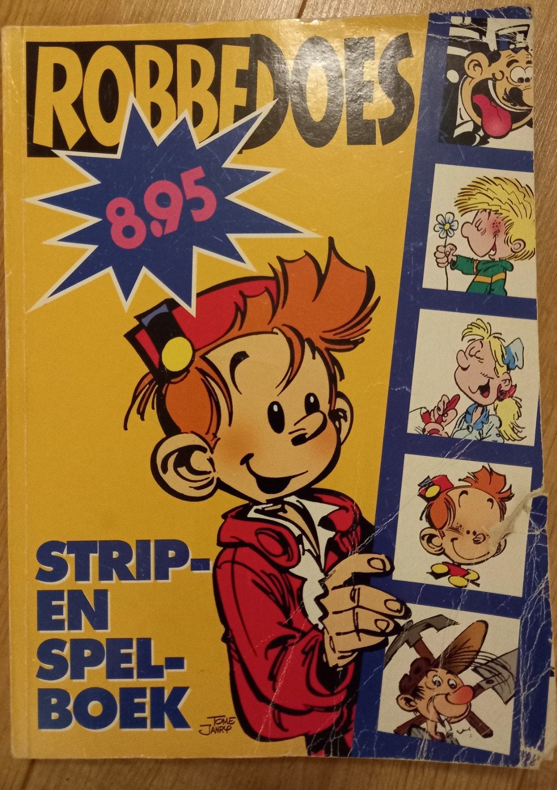 Robbedoes strip- en spelboek 1996, Boeken, Strips | Comics, Europa, Ophalen of Verzenden, Dupuis, Gelezen