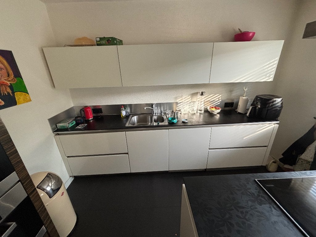 Keuken met Miele inbouwapparatuur, Huis en Inrichting, Keuken | Complete keukens, Ophalen, Gebruikt, Wit, Hoekkeuken