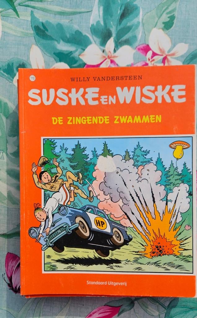 Suske en Wiske - De Zingende Zwammen (nr. 110), Eén stripboek, Ophalen of Verzenden, Gelezen