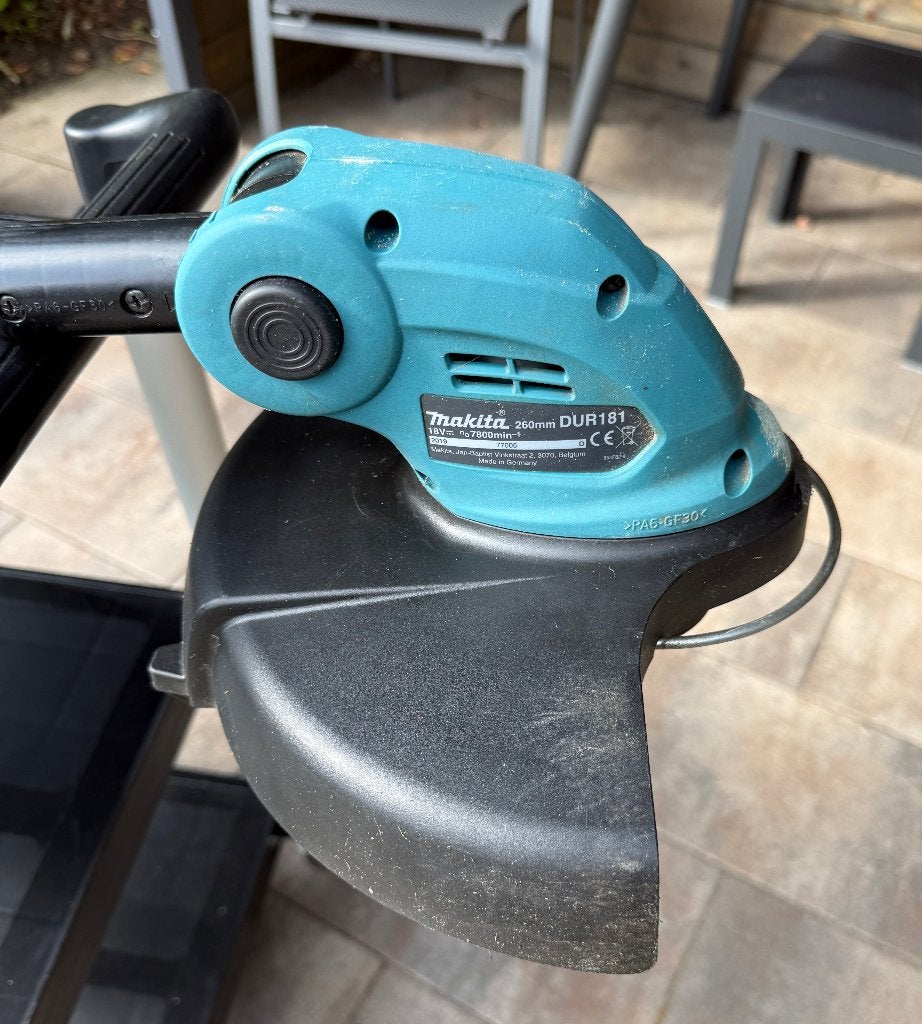 Makita grastrimmer 18V DUR181Z, Tuin en Terras, Grastrimmers, Ophalen, Gebruikt, Accu, Makita