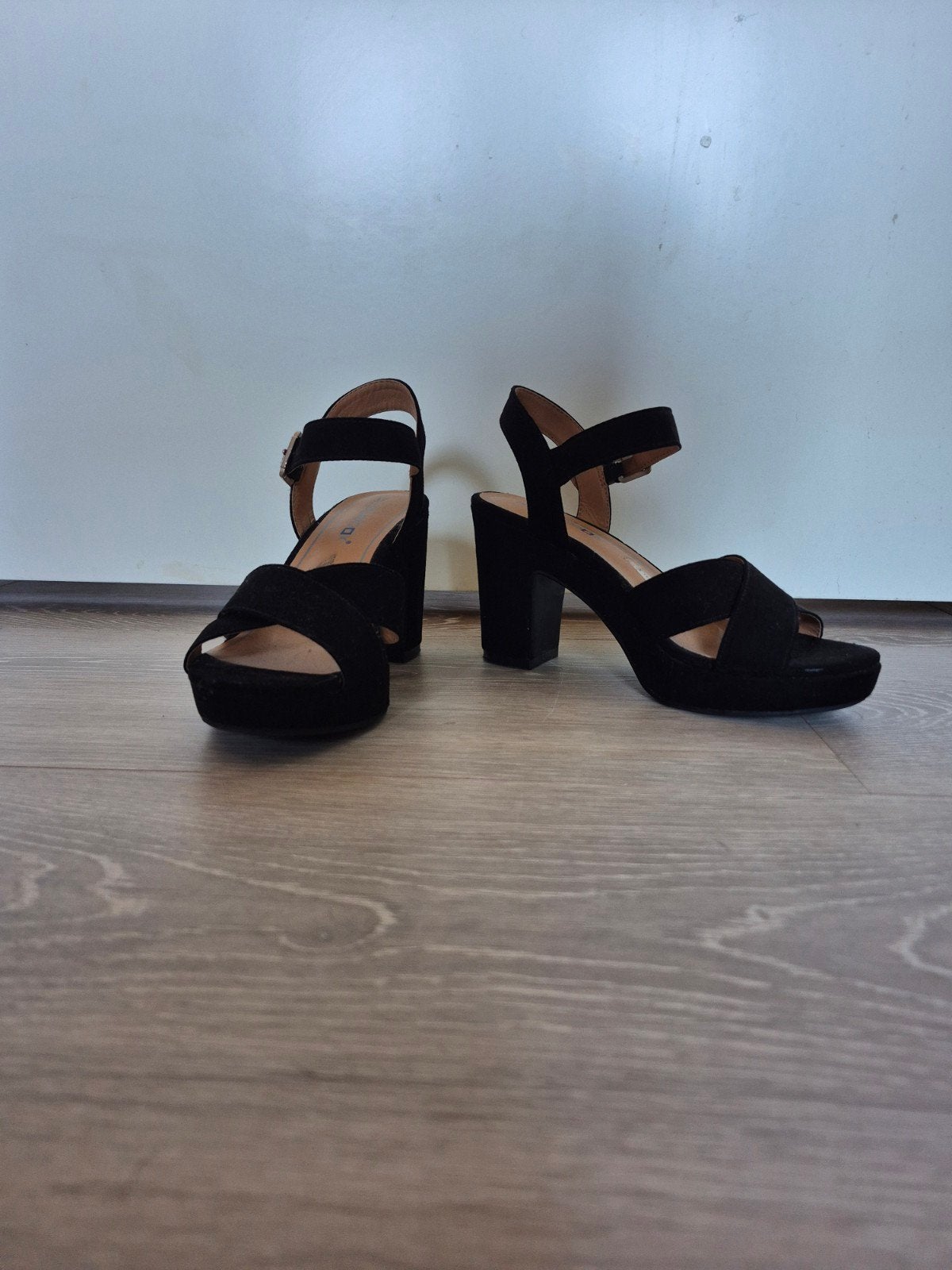 Blue Box Zwarte Sandalen met Blokhak Maat 37, Kleding | Dames, Blue Box, Zwart, Ophalen of Verzenden, Zo goed als nieuw