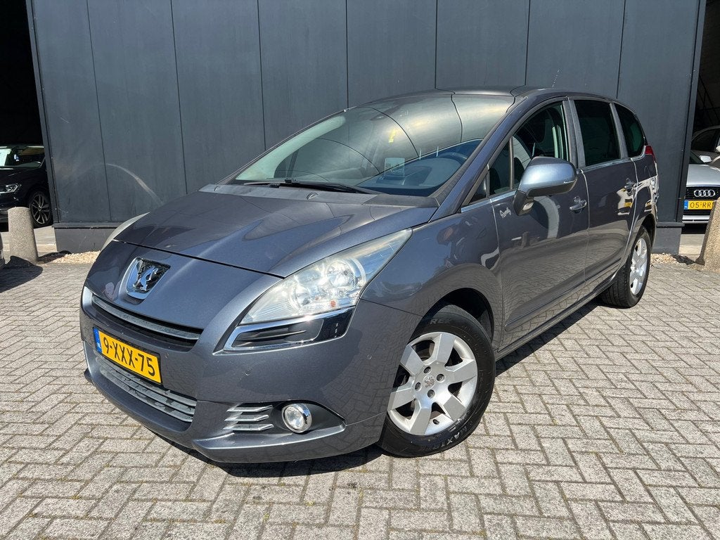Peugeot 5008 1.6 Family 7pers/Panodak/Dvd/HeadUp/Apk, Voorwielaandrijving, Euro 5, Gebruikt, 14 km/l