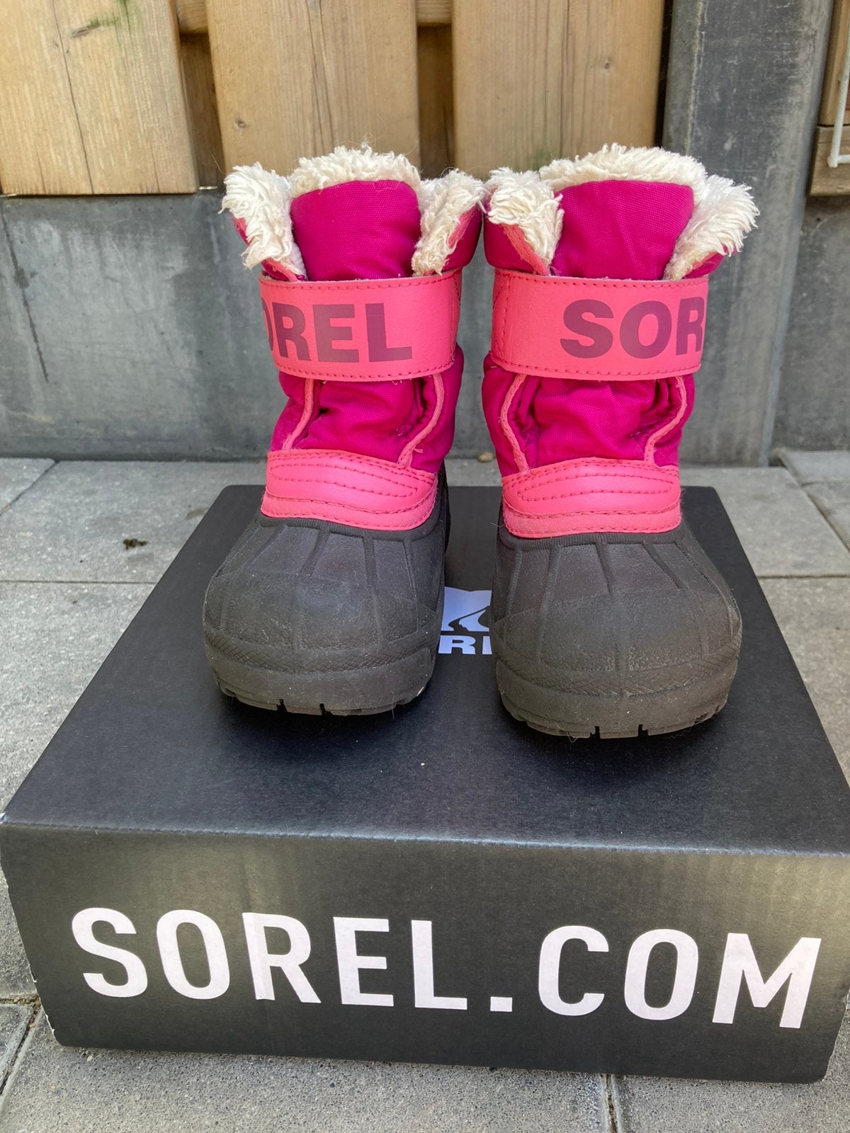 Sorel roze Laarzen Maat 23 snowboots / winterlaarzen, Kinderen en Baby's, Meisje, Laarsjes, Ophalen of Verzenden, Zo goed als nieuw