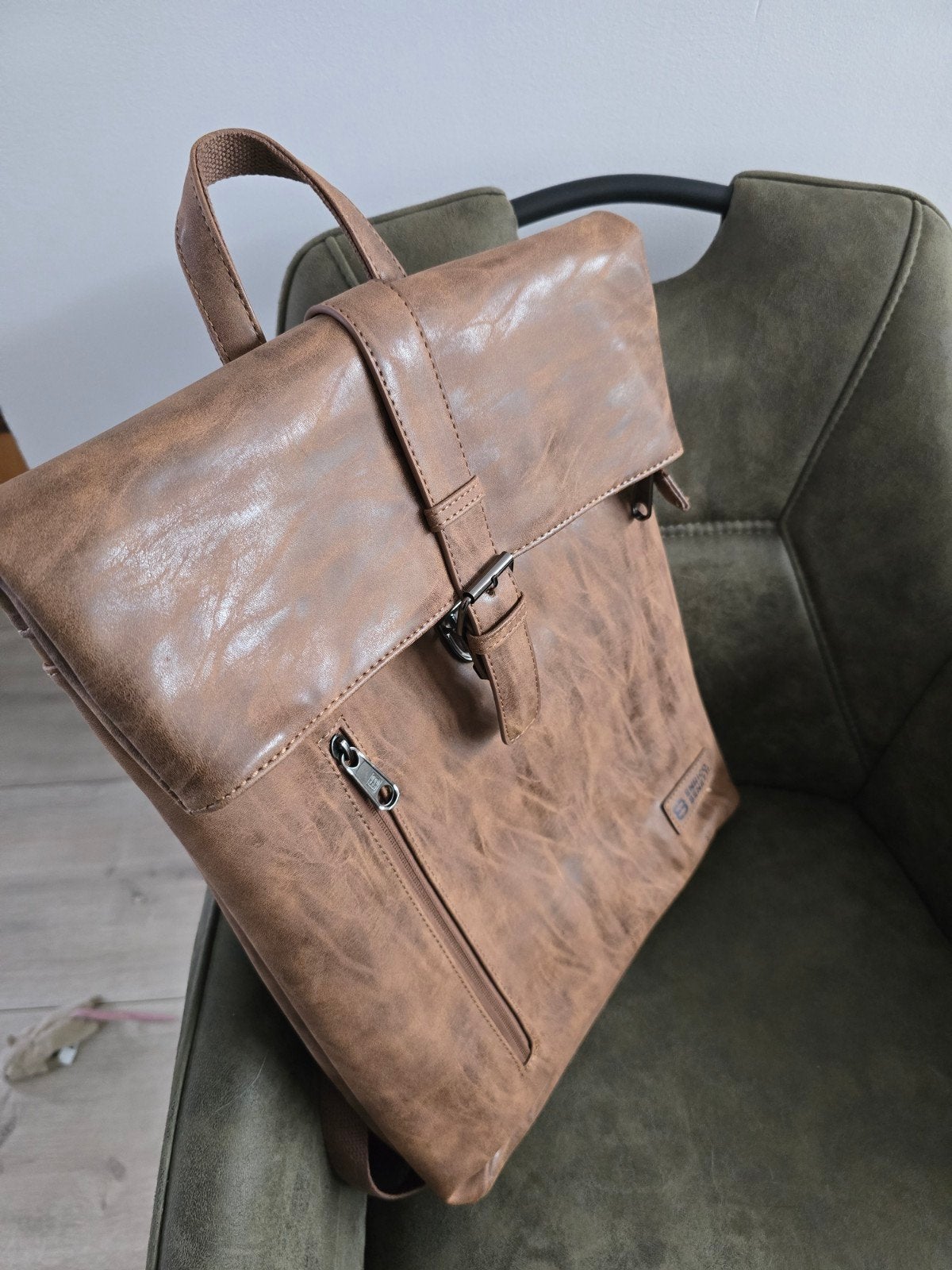 Rugtas voor een laptop, Sieraden, Tassen en Uiterlijk, Tassen | Schooltassen, Ophalen, Bruin, Rugtas, Zo goed als nieuw