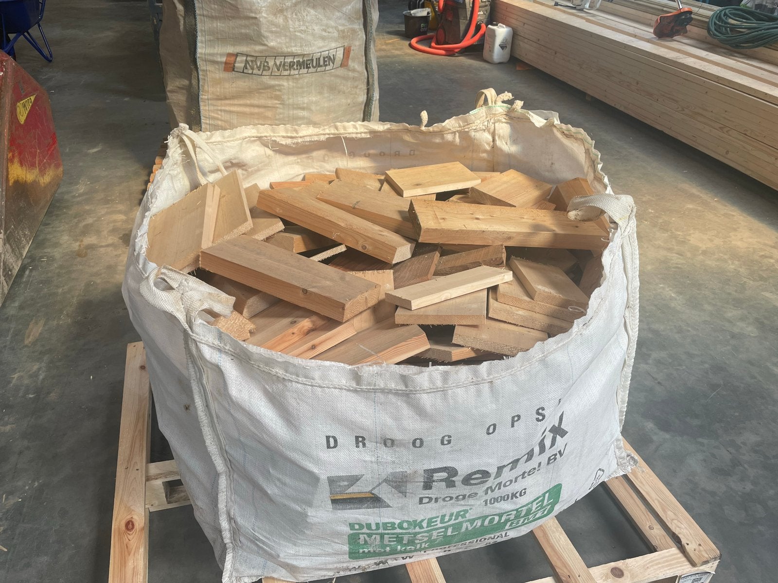 Houten reststukken in big bag, Minder dan 3 m³, Ophalen, Overige houtsoorten