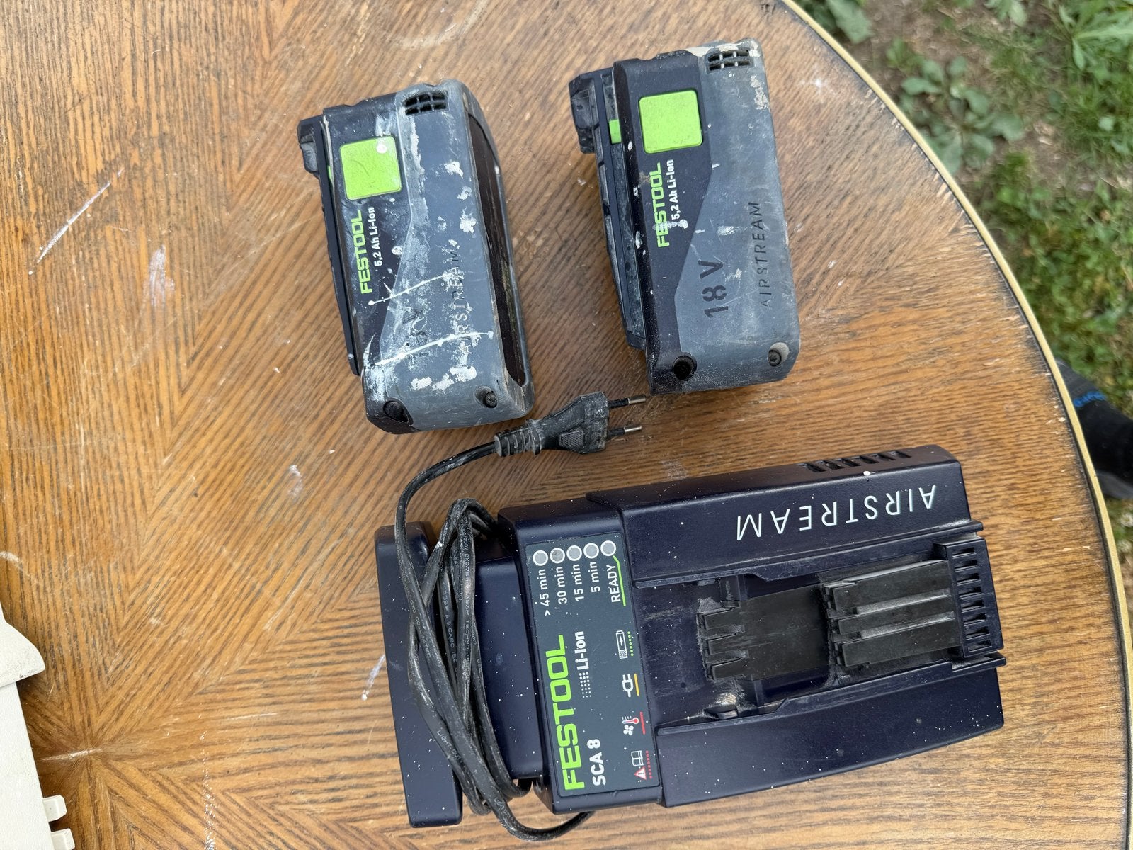 Festool Accu's en Oplader - 2x 18V 5,2ah Accu, SCA 8 Oplader, Ophalen of Verzenden, Gebruikt