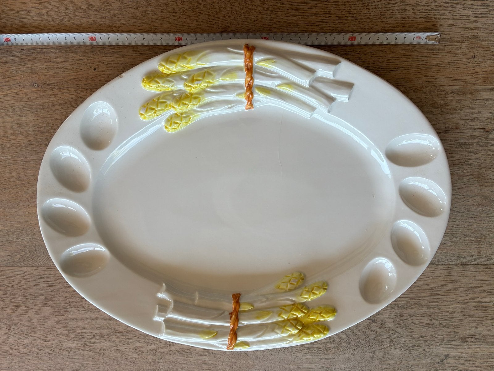 Grote Aspergeschaal 46 cm - Wit met Asperge Reliëf, Ophalen, Overige merken, Keramiek, Schaal of Schalen