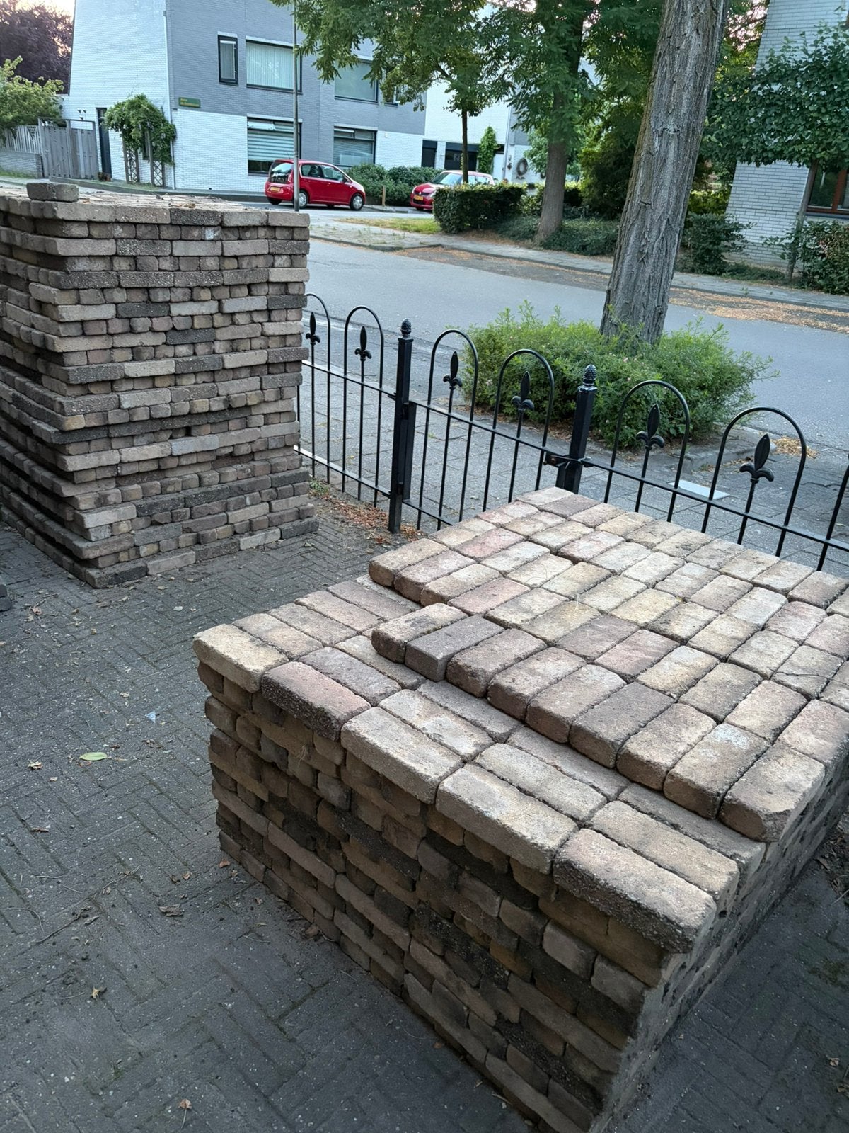 GRATIS waaltjes / klinkers ongeveer 20m2, Tuin en Terras, Ophalen, Overige materialen, Gebruikt, Klinkers