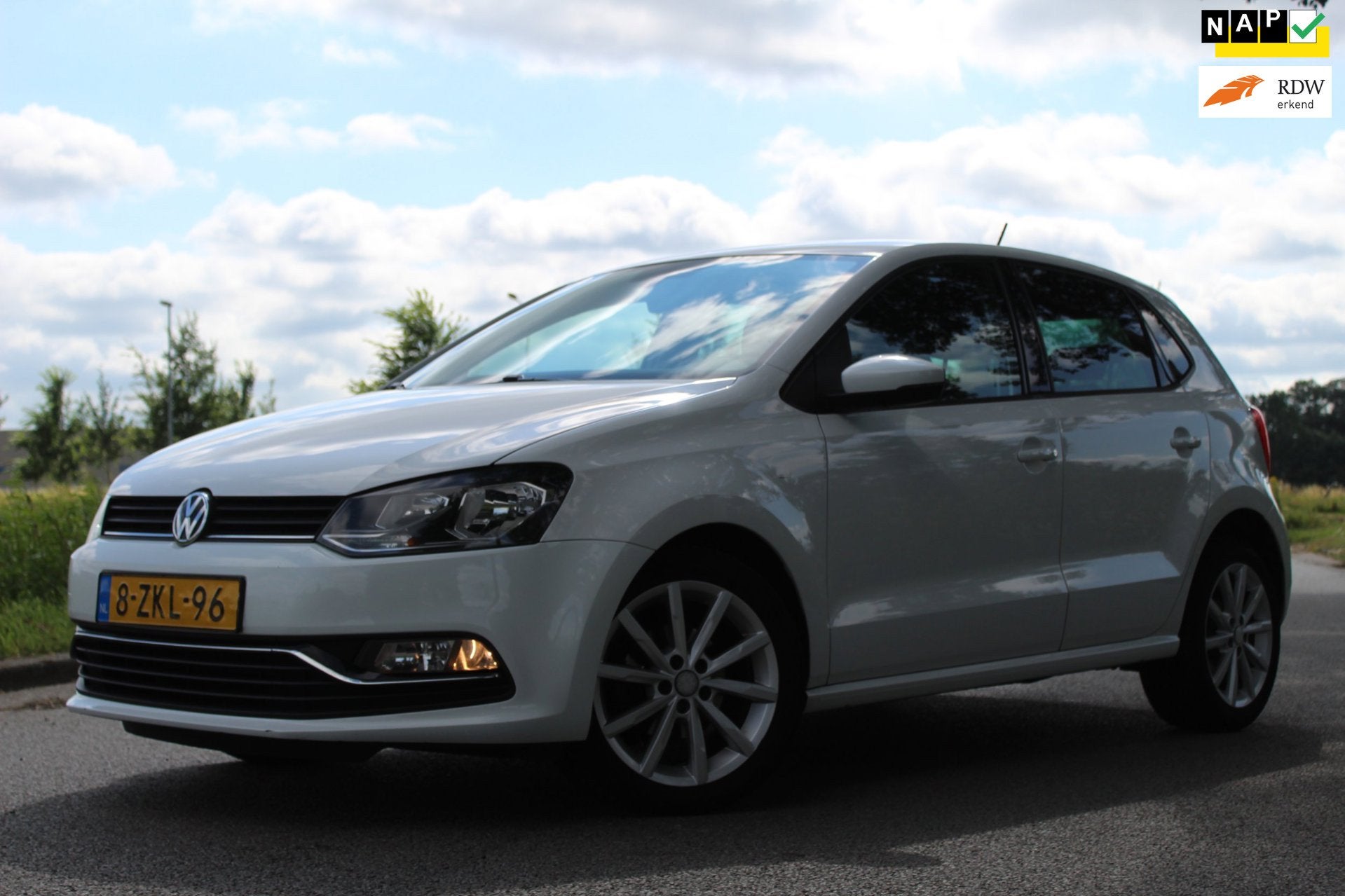 Volkswagen Polo 1.2 TSI Highline 90 pk | CLIMATE CONTROLE |, Stof, 4 cilinders, Wit, Origineel Nederlands