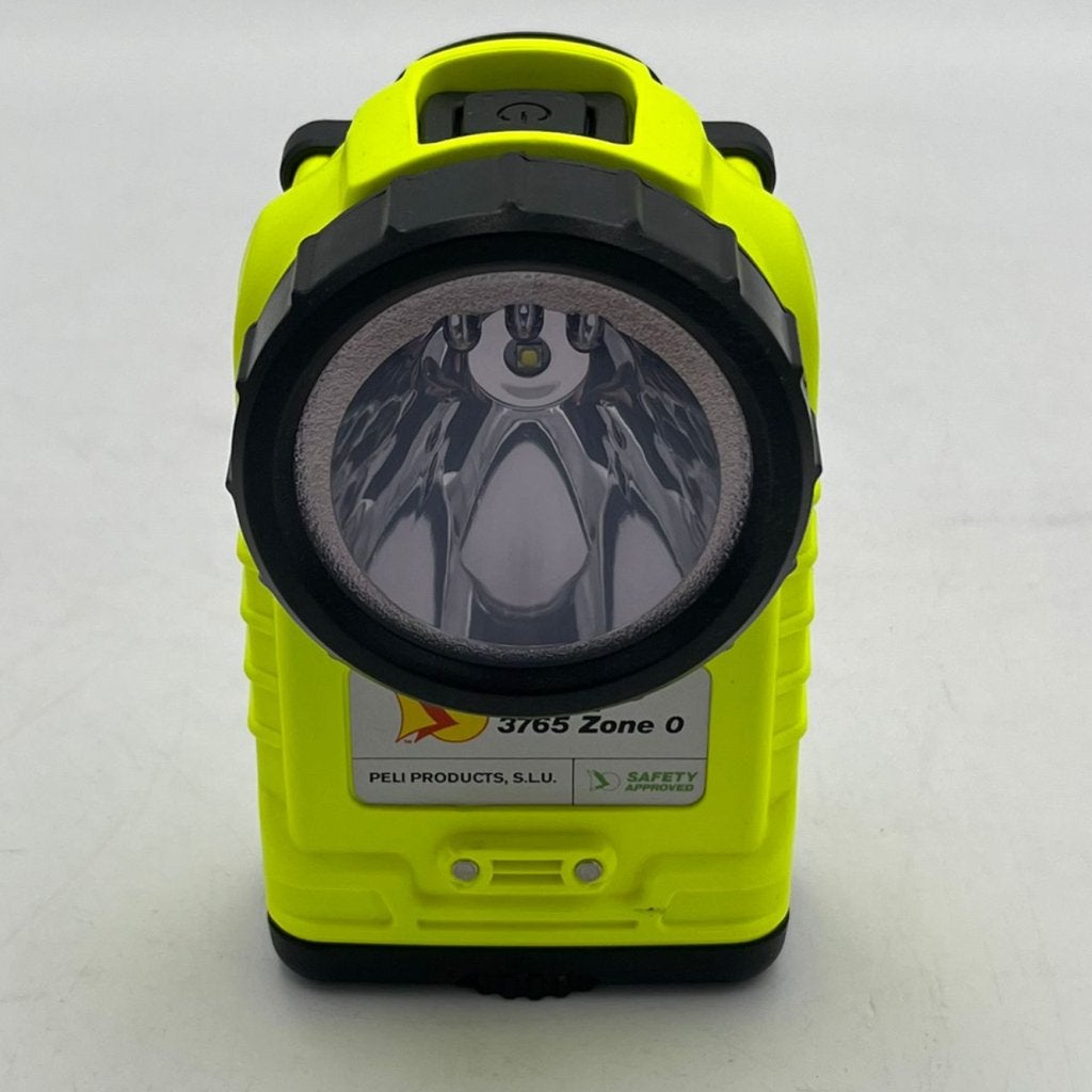 Peli 3765Z0 Oplaadbare zaklamp met rechte hoek Atex zone 0, Flex Ltd., Zo goed als nieuw, https://flex.com/contact-us, Nobelstraat 10, 5807 GA Oostrum LB, Limburg, Nederland