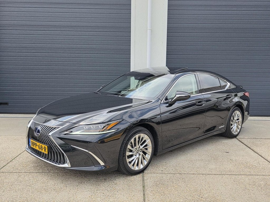 Lexus ES 300h President Line full options ALS NIEUW!, Auto's, Lexus, Adaptive Cruise Control, Gebruikt, 4 cilinders, 2487 cc