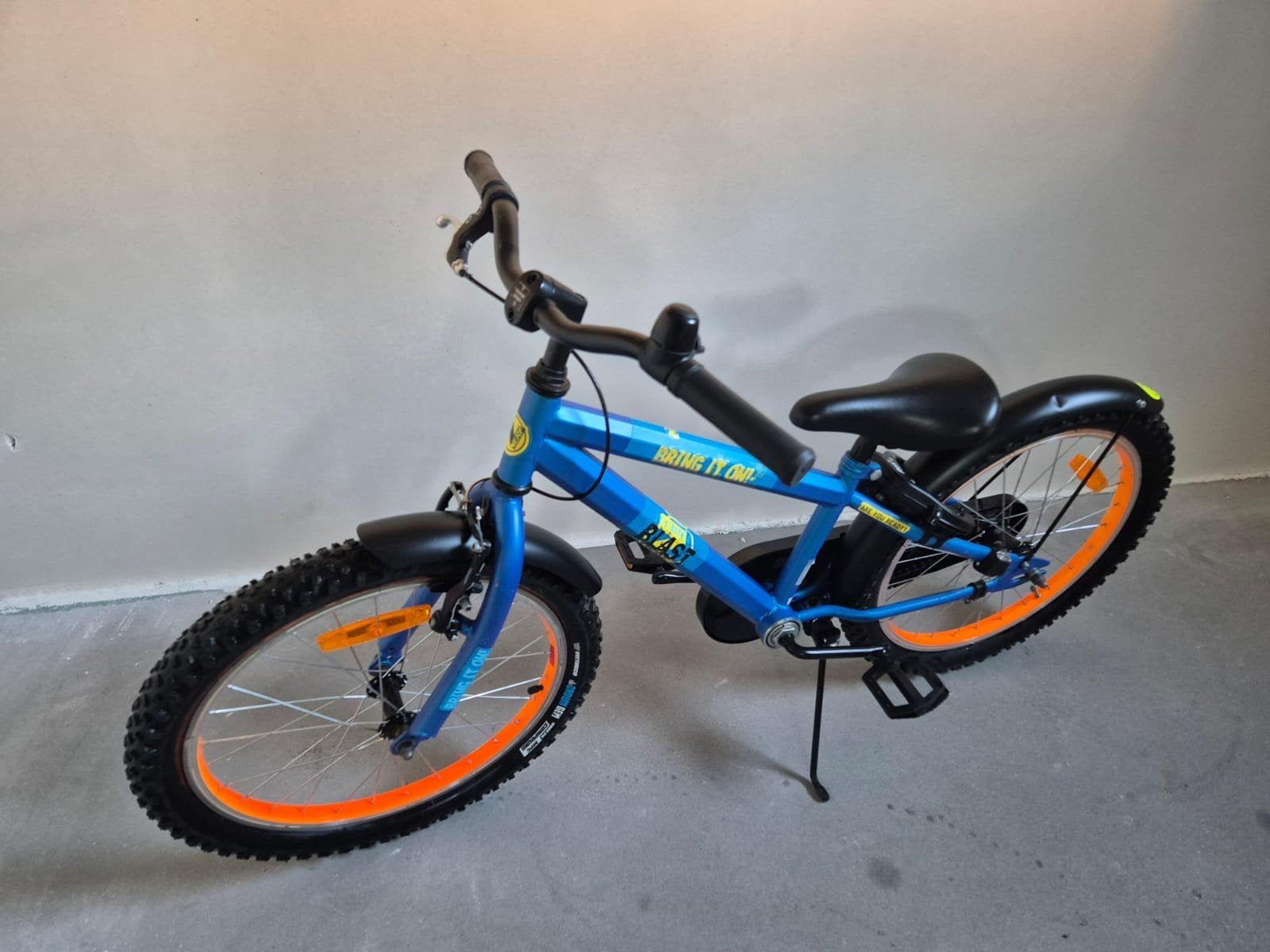 Blauwe Volare Nerf kinderfiets 20 inch, Ophalen, 20 inch of meer, Velgrem, Volare
