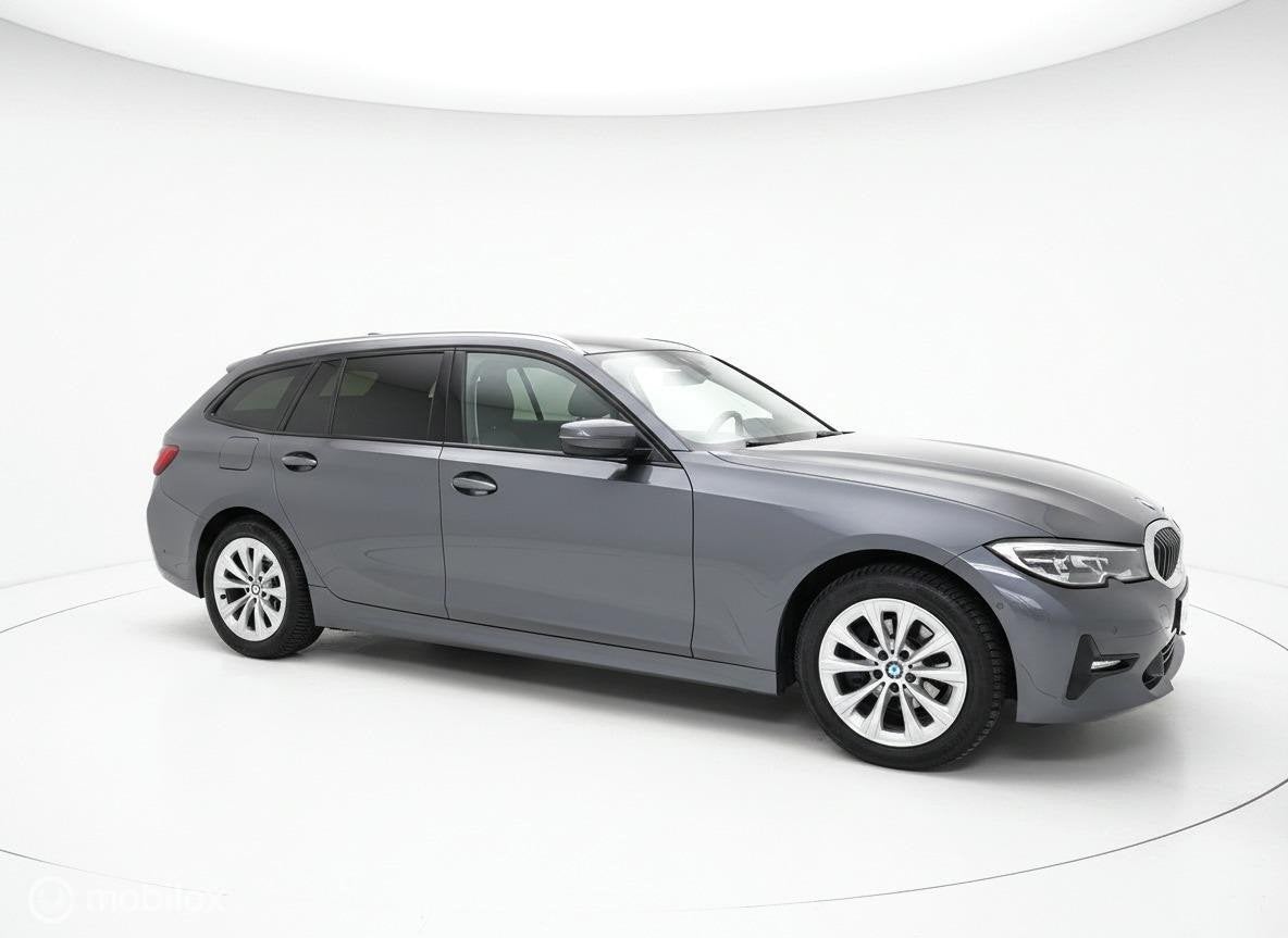BMW 3-serie Touring 318i Corporate Executive, Auto's, Automaat, Gebruikt, 1545 kg, 3-Serie