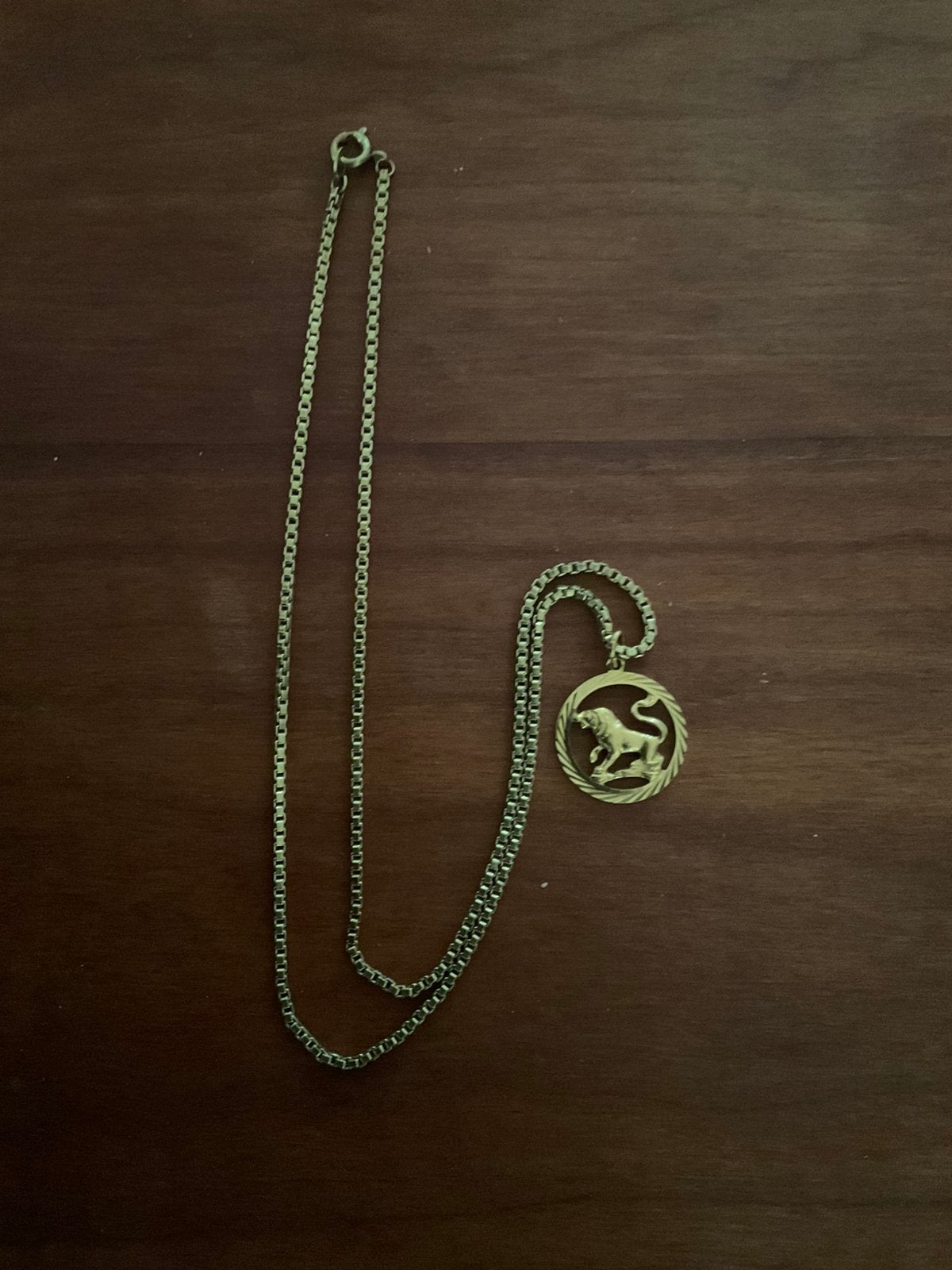 Double kettinkje met sterrenbeeld Leeuw 52 cm, Ophalen of Verzenden, Gebruikt, Goud, Overige materialen