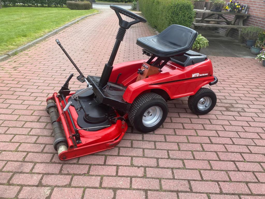 MTD 12,5 ( Stiga Villa), Tuin en Terras, Zitmaaiers, Gebruikt, Minder dan 90 cm, Elektrische starter, Mulchfunctie, Versnellingen
