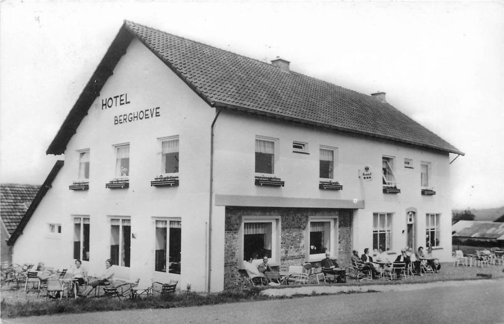 388-444-047 Epen Hotel Berghoeve, Verzenden, Voor 1920, Limburg