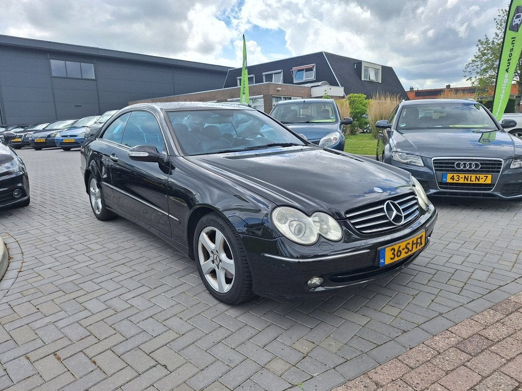 Mercedes-Benz CLK-klasse Coupé 320 Elegance / Zeer vlotte a, Auto's, Mercedes-Benz, Automaat, Achterwielaandrijving, Zwart, Bedrijf