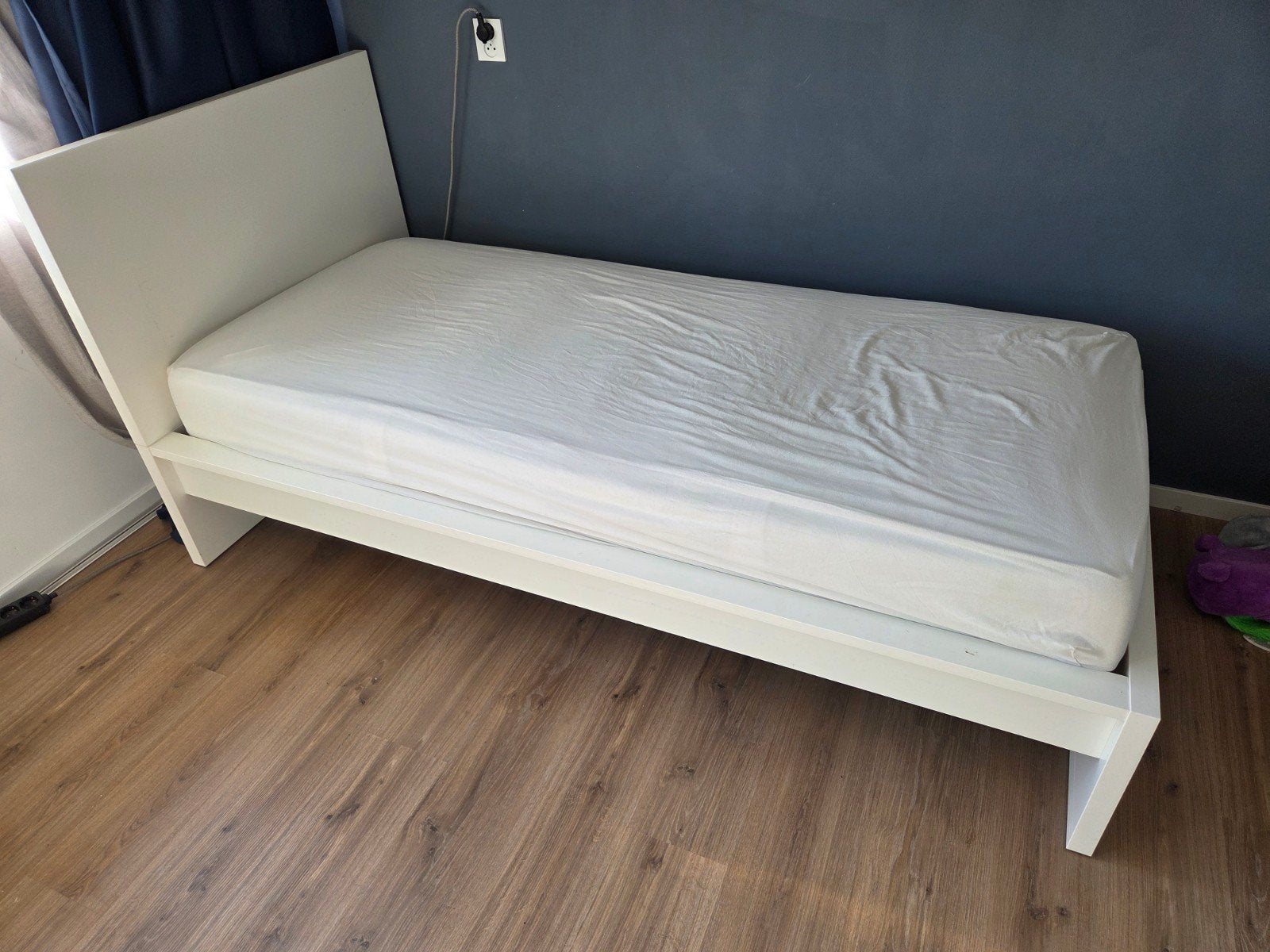 IKEA Malm bed 90x200 wit, incl. lattenbodem en matras, Huis en Inrichting, Slaapkamer | Bedden, Ophalen, Gebruikt, 90 cm, Eenpersoons