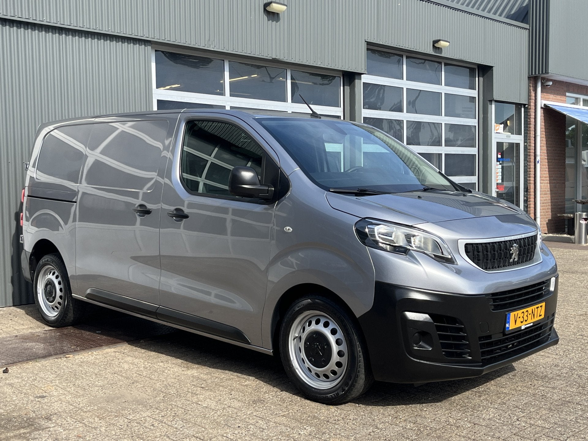 Peugeot Expert 1.5 BlueHDI Marge BTW en BPM vrij! Airco Crui, Auto's, Gebruikt, 4 cilinders, Leder en Stof, Bedrijf