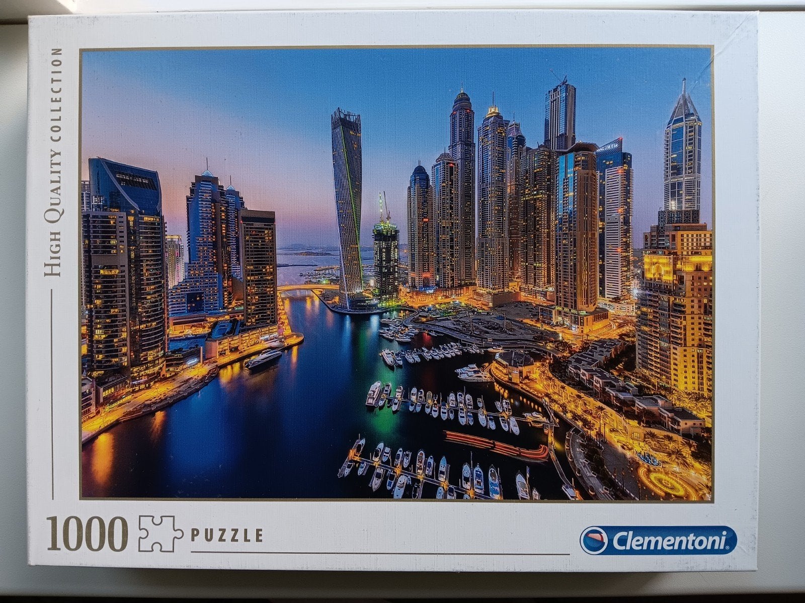 diverse legpuzzels 1000 / 1500 stukjes, Ophalen, Zo goed als nieuw