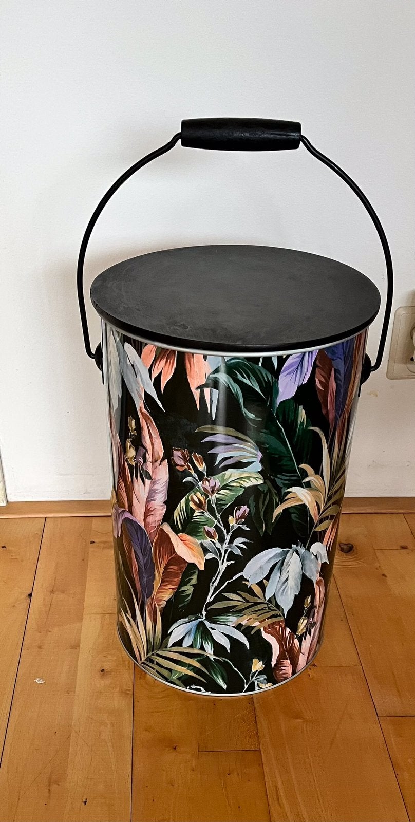 Stilleven opbergton / poef/ dekens tom, Rond, Minder dan 50 cm, Ophalen of Verzenden, Zo goed als nieuw
