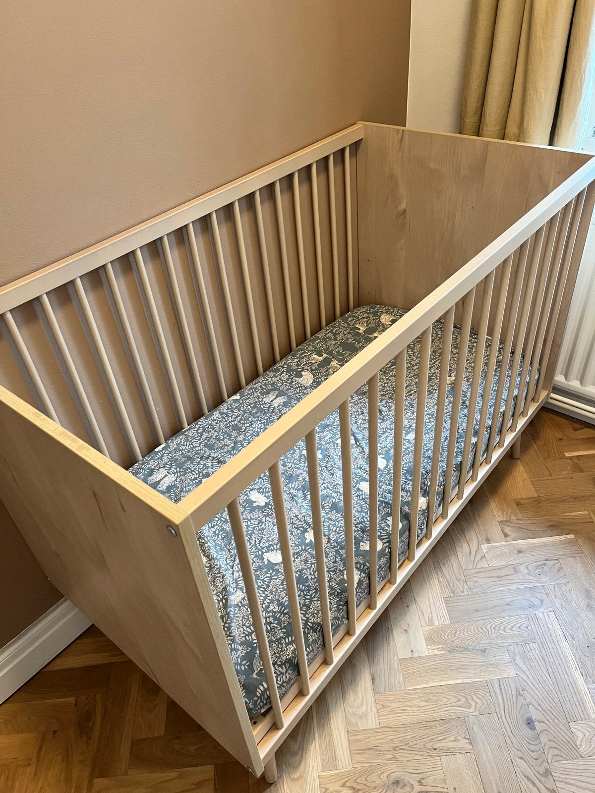 Compleet ledikant 120x60- Matras, hoeslaken oa Garbo&Friends, Kinderen en Baby's, Babywiegjes en Ledikanten, Ophalen, Zo goed als nieuw