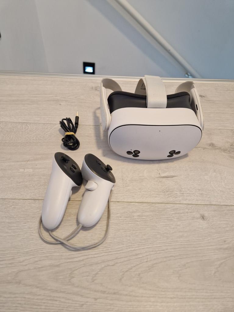 Meta quest 3s + gratis games, Spelcomputers en Games, Virtual Reality, Gebruikt, Overige platformen, Ophalen of Verzenden