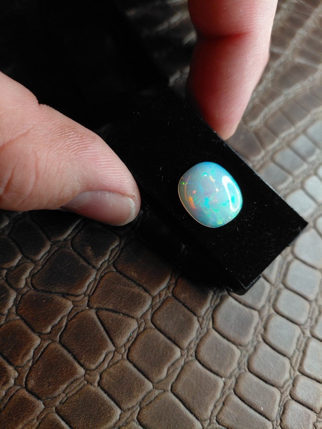 Kussen vorm geslepen welo opaal, Sieraden, Tassen en Uiterlijk, Ophalen of Verzenden, Nieuw, Overige materialen