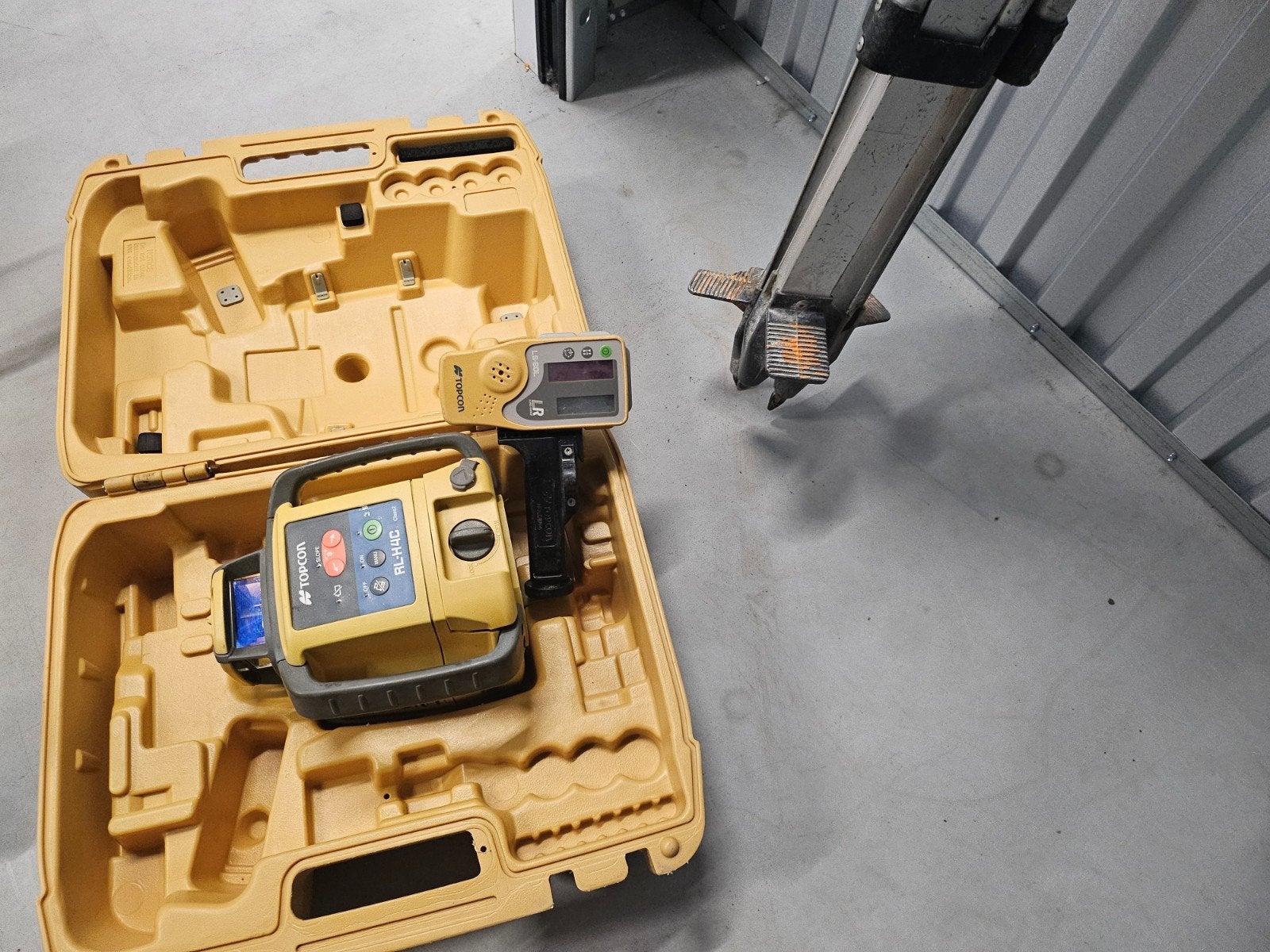 Topcon RL-H4C Roterende Laser met Statief, Ophalen of Verzenden, Gebruikt, Licht