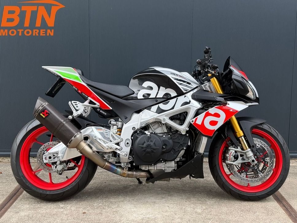 Aprilia Tuono V4 1100 Factory (bj 2018) NL Akrapovic Ohlins, Motoren, 1077 cc, 4 cilinders, Motorrijbewijs A, Bedrijf