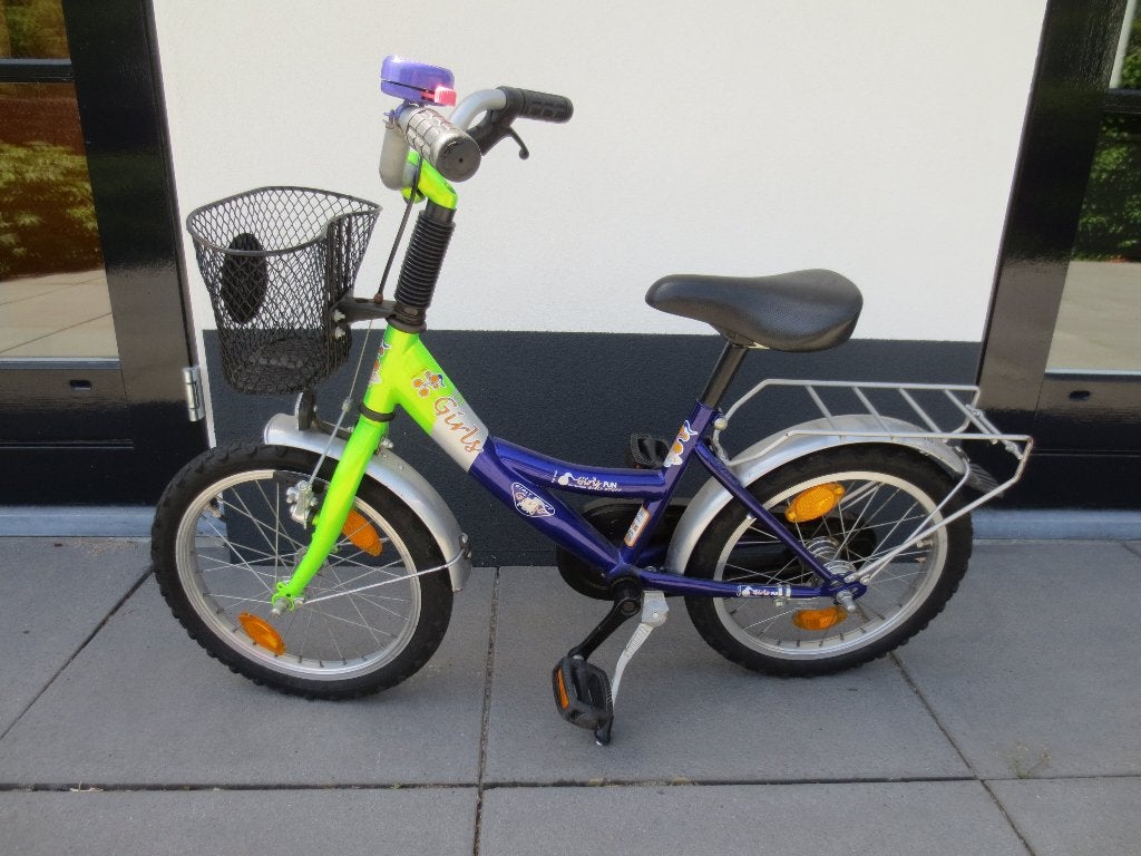 Kinderfiets met handrem, terugtraprem , standaard en mandje., Ophalen, Gebruikt, Terugtraprem, Minder dan 16 inch