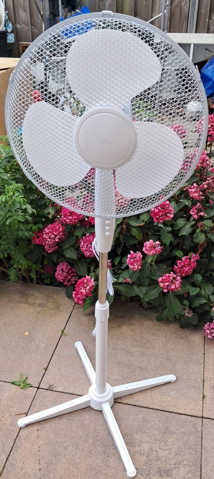 Witte Statiefventilator - Gebruikt met lichte schade, Witgoed en Apparatuur, Ventilatoren, Gebruikt, Statiefventilator, Ophalen of Verzenden