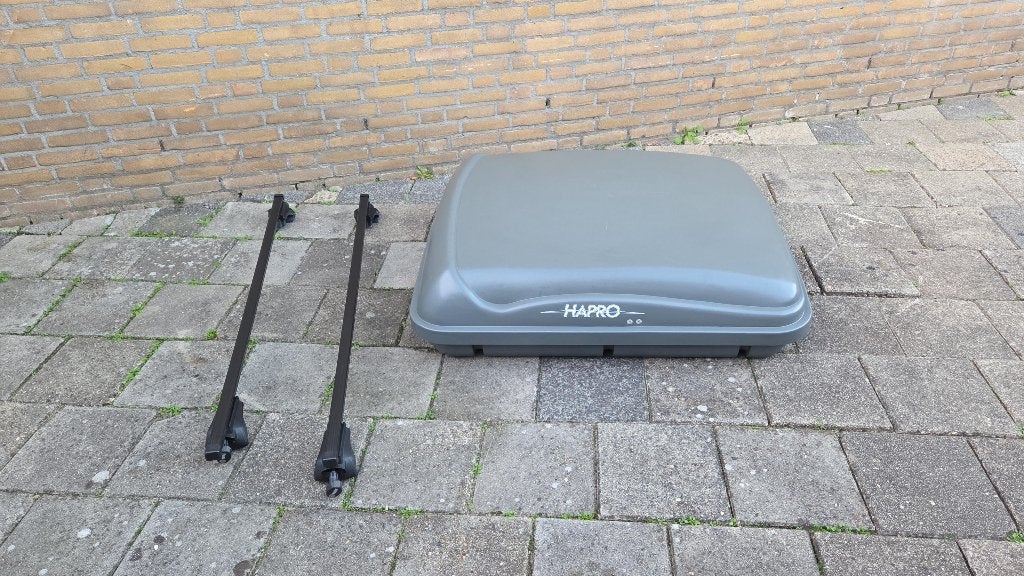 Hapro Dakkoffer met dakdragers - Ideaal voor extra bagage, Auto diversen, Ophalen, Zo goed als nieuw