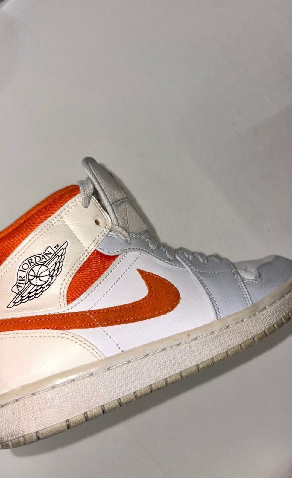 Air Jordan 1 Mid Starfish - Gedragen, Verzenden, Oranje, Sneakers of Gympen, Gedragen